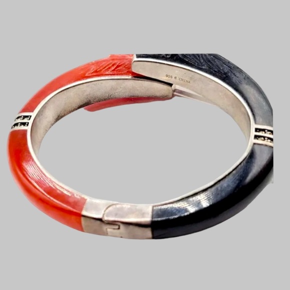 Chinese Dragon Carnelian Onyx Silver Bangle - Picture 5 of 15